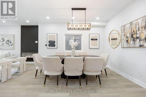 50 English Oak Drive, Richmond Hill, ON - Indoor Photo Showing Dining Room