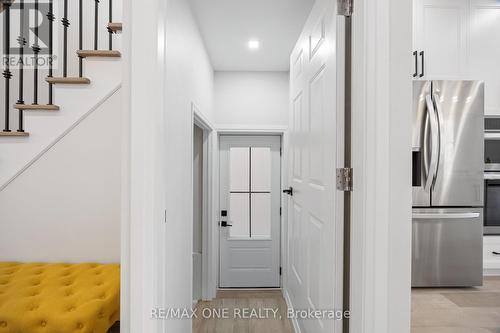 50 English Oak Drive, Richmond Hill, ON - Indoor Photo Showing Other Room