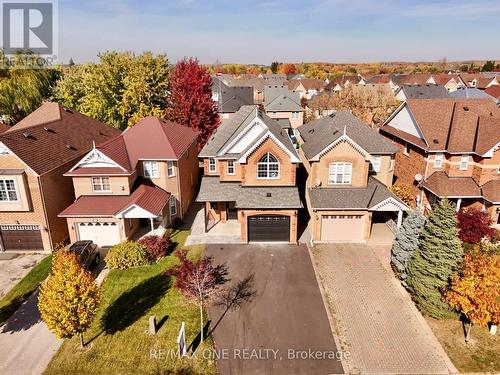 50 English Oak Drive, Richmond Hill, ON - Outdoor With Facade