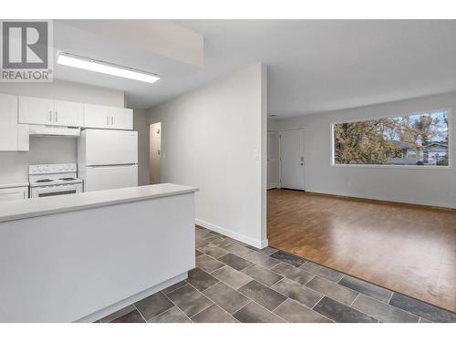 1917 Macdonald Avenue, Prince George, BC - Indoor Photo Showing Kitchen