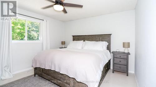 99 Churchland Drive, Barrie, ON - Indoor Photo Showing Bedroom