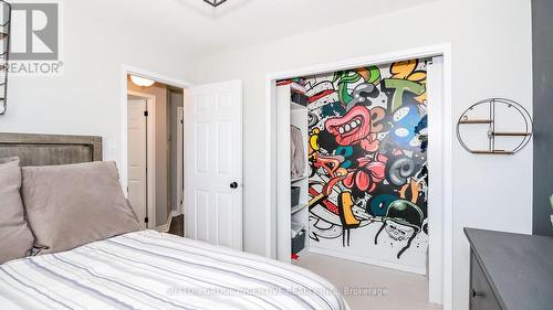 99 Churchland Drive, Barrie, ON - Indoor Photo Showing Bedroom