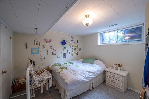 138 Walden Crescent, Penticton, BC - Indoor Photo Showing Bedroom