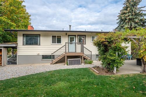 138 Walden Crescent, Penticton, BC - Outdoor