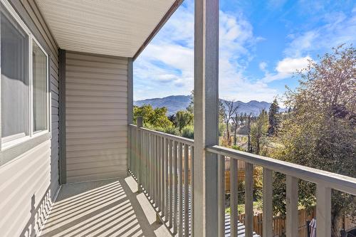 B-3758 Wetton Road, West Kelowna, BC - Outdoor With Exterior