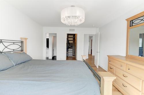 279 Upper Canyon Drive, Kelowna, BC - Indoor Photo Showing Bedroom