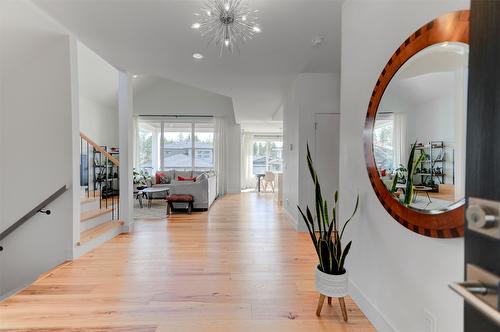 279 Upper Canyon Drive, Kelowna, BC - Indoor Photo Showing Other Room