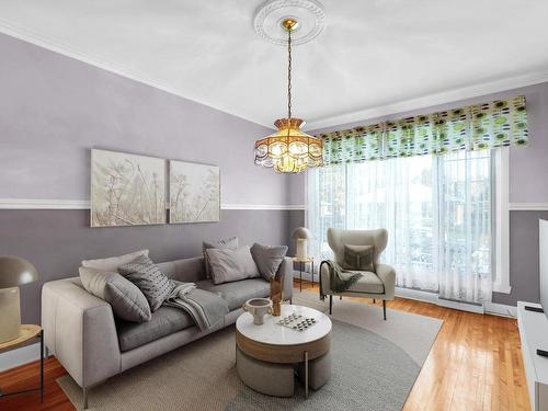 Living room - 52 Rue De Tilly, Boucherville, QC - Indoor Photo Showing Living Room