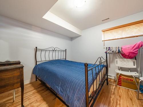 Chambre Ã Â coucher - 156 Rue Jean-De Fonblanche, Carignan, QC - Indoor Photo Showing Bedroom