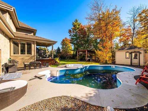 Piscine - 156 Rue Jean-De Fonblanche, Carignan, QC - Outdoor With In Ground Pool With Backyard