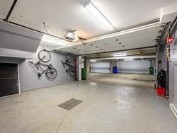 Garage - 