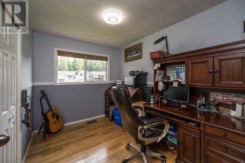 7713 Thompson Drive, Prince George, BC - Indoor Photo Showing Office