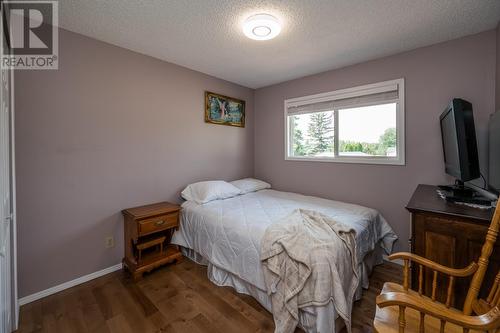 7713 Thompson Drive, Prince George, BC - Indoor Photo Showing Bedroom