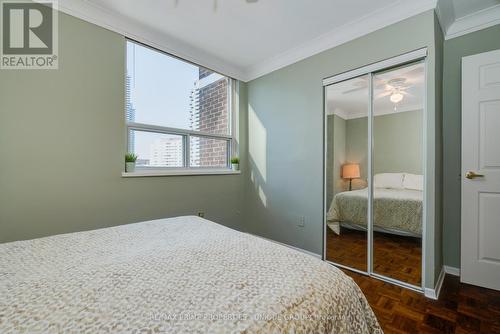 1802 - 30 Gloucester Street, Toronto, ON - Indoor Photo Showing Bedroom