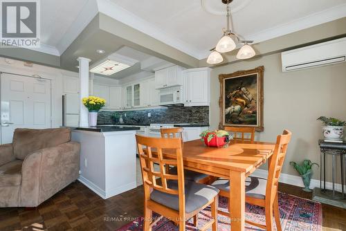 1802 - 30 Gloucester Street, Toronto, ON - Indoor Photo Showing Dining Room