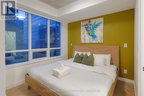 1810 - 55 Bremner Boulevard, Toronto, ON - Indoor Photo Showing Bedroom