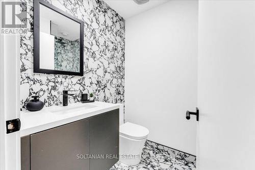 1810 - 55 Bremner Boulevard, Toronto, ON - Indoor Photo Showing Bathroom