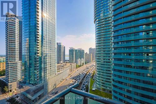 1510 - 55 Bremner Boulevard, Toronto, ON - Outdoor With Balcony With Facade