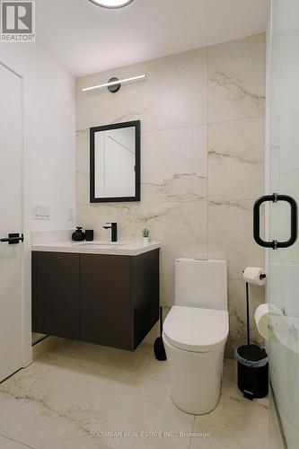 1510 - 55 Bremner Boulevard, Toronto, ON - Indoor Photo Showing Bathroom