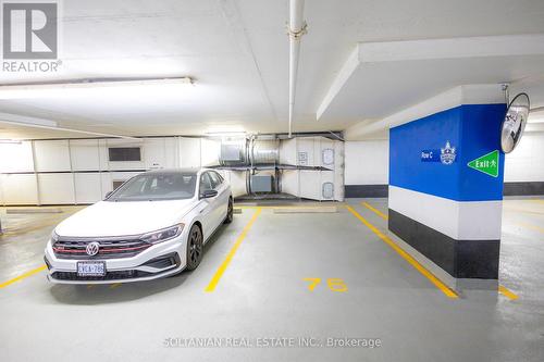 1510 - 55 Bremner Boulevard, Toronto, ON - Indoor Photo Showing Garage