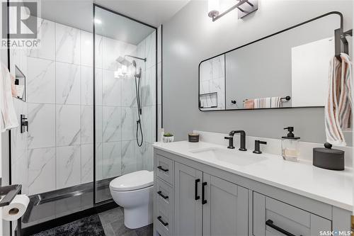 7 455 Pinehouse Drive, Saskatoon, SK - Indoor Photo Showing Bathroom