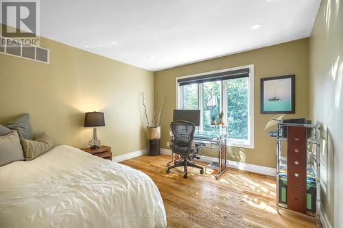 4 - 75 Maple Avenue S, Mississauga, ON - Indoor Photo Showing Bedroom