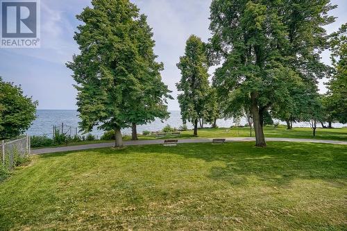 4 - 75 Maple Avenue S, Mississauga, ON - Outdoor With View