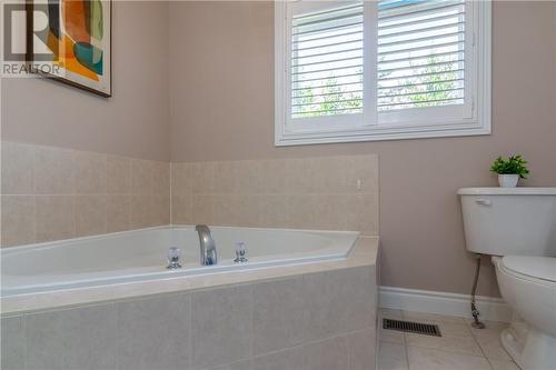 22 Palisade Place, Greater Sudbury, ON - Indoor Photo Showing Bathroom