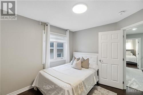 4776 Abbott Street E, Ottawa, ON - Indoor Photo Showing Bedroom