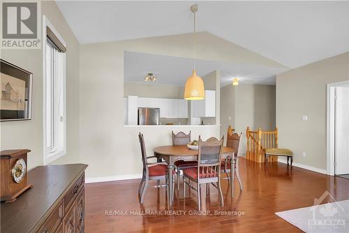 37 Village Walk, Ottawa, ON - Indoor Photo Showing Dining Room