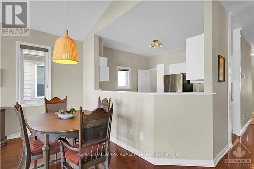 37 Village Walk, Ottawa, ON - Indoor Photo Showing Dining Room