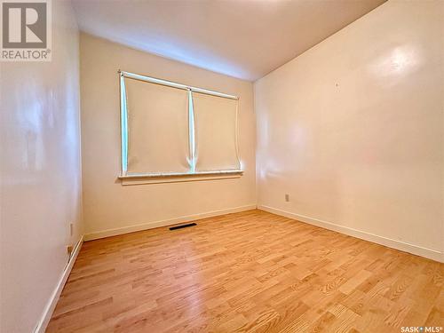 302 4Th Avenue, Aberdeen, SK - Indoor Photo Showing Other Room