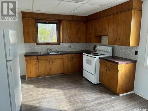 128 Northern Avenue, Canora, SK - Indoor Photo Showing Kitchen With Double Sink