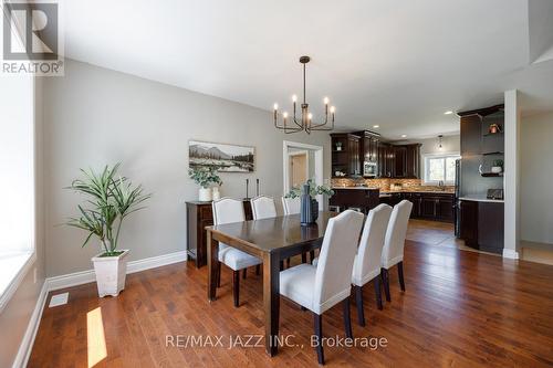 7386 Middle Road, Clarington, ON - Indoor Photo Showing Dining Room