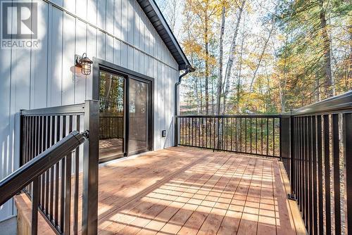 33 Hammond Court, Deep River, ON - Outdoor With Deck Patio Veranda With Exterior