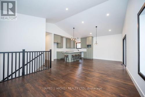 33 Hammond Court, Deep River, ON - Indoor