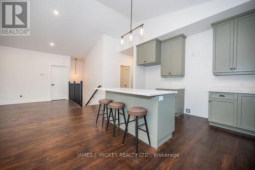 33 Hammond Court, Deep River, ON - Indoor Photo Showing Kitchen