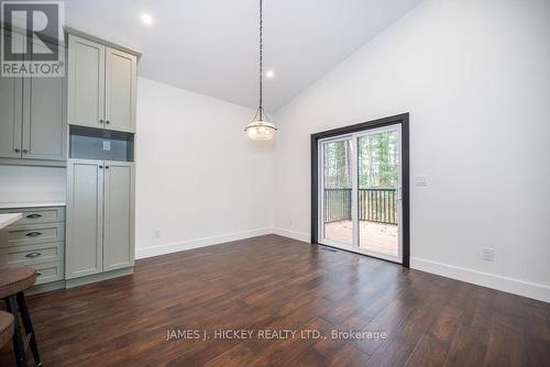 33 Hammond Court, Deep River, ON - Indoor Photo Showing Other Room