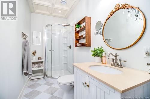 12 Saint Charles Court, Upper Kingsclear, NB - Indoor Photo Showing Bathroom