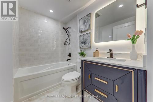 402 - 3939 Duke Of York Boulevard, Mississauga, ON - Indoor Photo Showing Bathroom