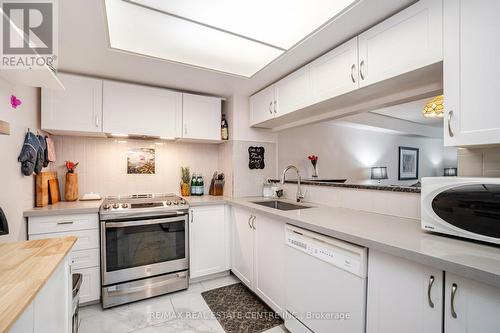 208 - 1155 Bough Beeches Boulevard, Mississauga, ON - Indoor Photo Showing Kitchen