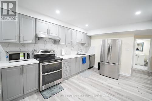 46 Lakefield Road, Brampton, ON - Indoor Photo Showing Kitchen