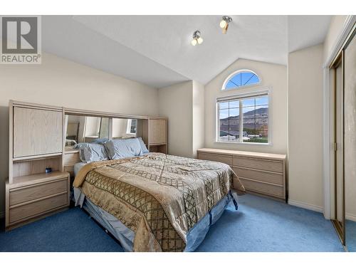 2116 Young Avenue, Kamloops, BC - Indoor Photo Showing Bedroom