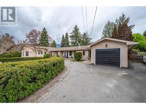 310 Spruce Avenue, Kaleden, BC - Outdoor