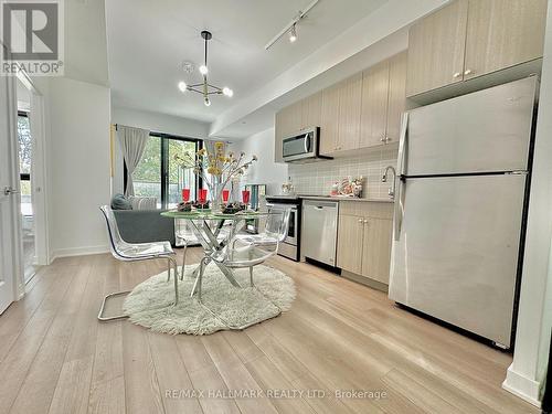 223 - 2799 Kingston Road, Toronto, ON - Indoor Photo Showing Kitchen