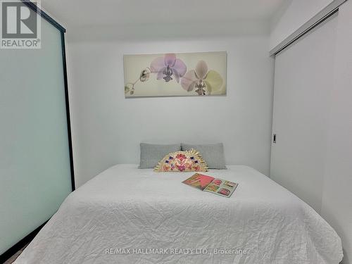 223 - 2799 Kingston Road, Toronto, ON - Indoor Photo Showing Bedroom