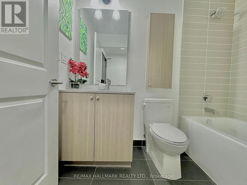 223 - 2799 Kingston Road, Toronto, ON - Indoor Photo Showing Bathroom