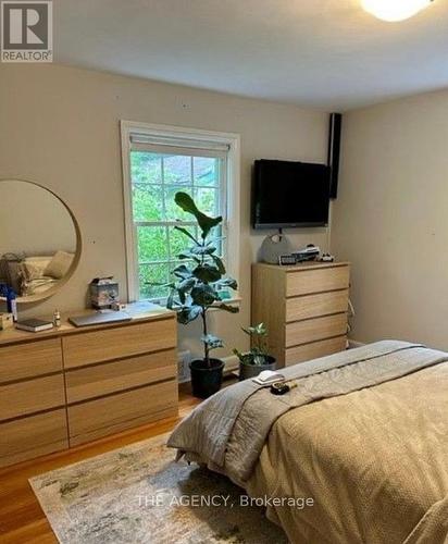 91 Donwoods Drive, Toronto, ON - Indoor Photo Showing Bedroom