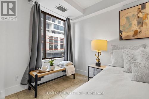 208 - 500 Glencairn Avenue, Toronto, ON - Indoor Photo Showing Bedroom