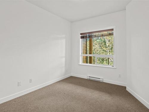 301-201 Nursery Hill Dr, View Royal, BC - Indoor Photo Showing Other Room